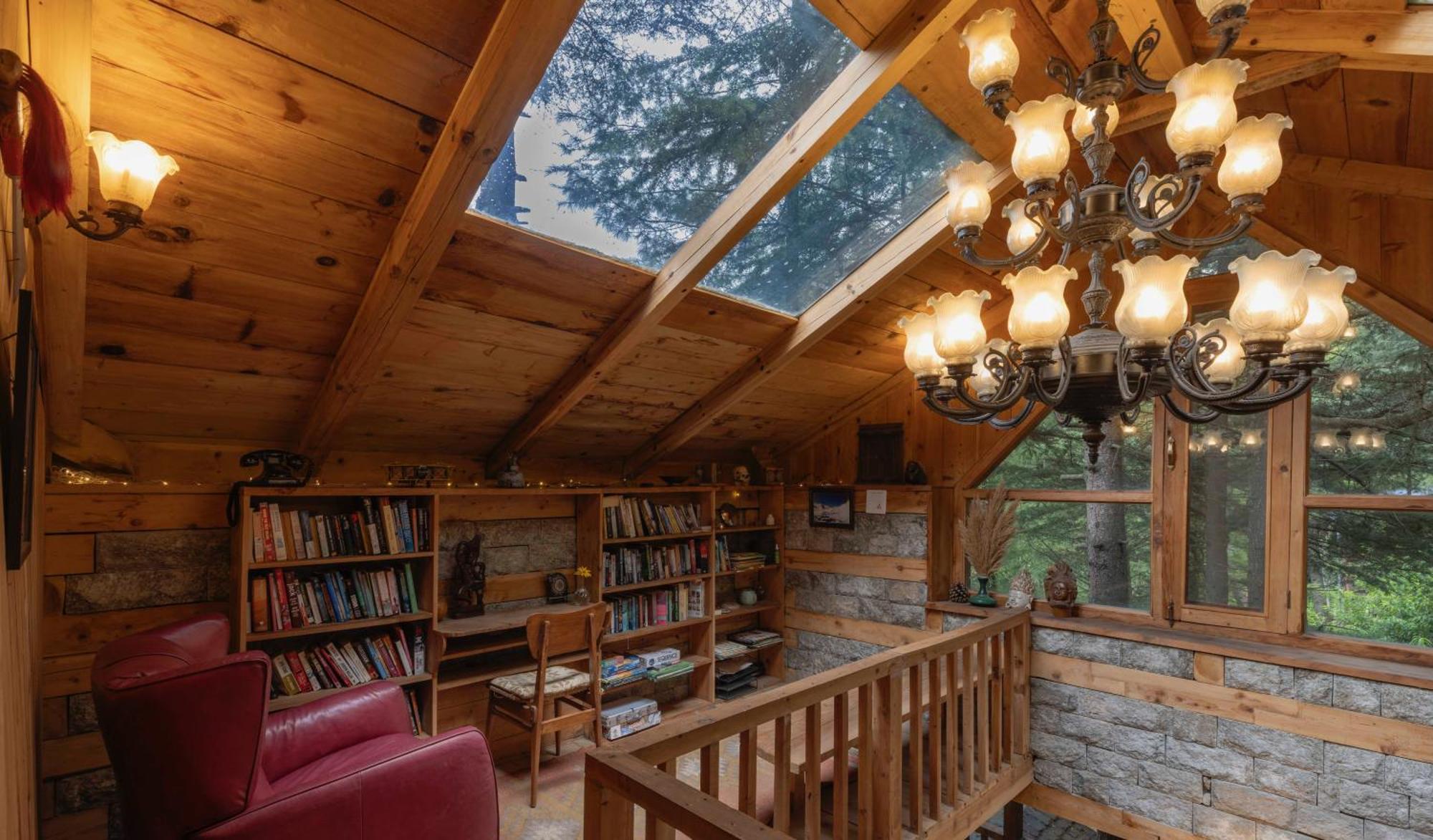 Gushaini Kudrat - A Boutique Homestay- Tirthan Valley מראה חיצוני תמונה